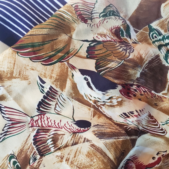 American Vintage Accessories - Large Handpainted Japanese Silk Watercolor Scarf Vintage ACUTE Bird Scarf